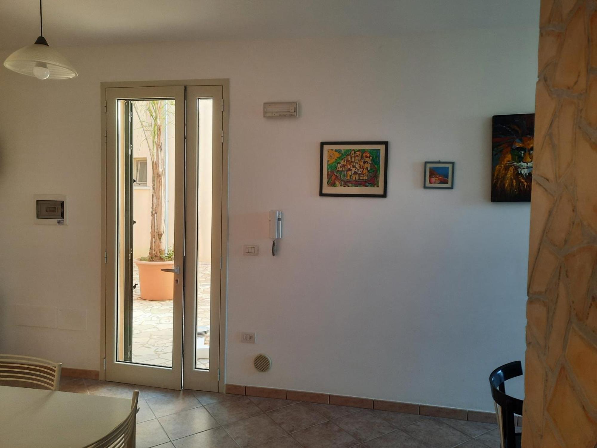 Versante Est Casamassella Exterior photo