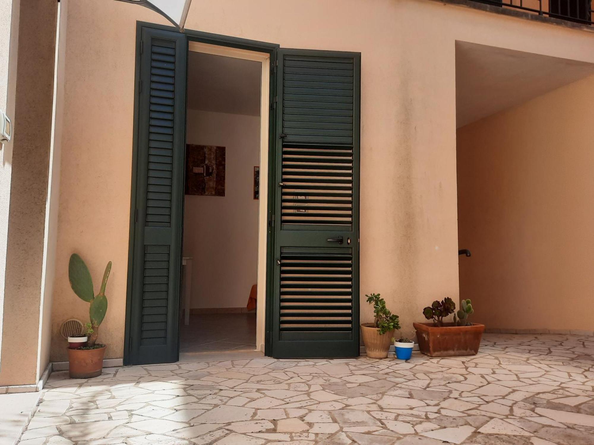 Versante Est Casamassella Exterior photo