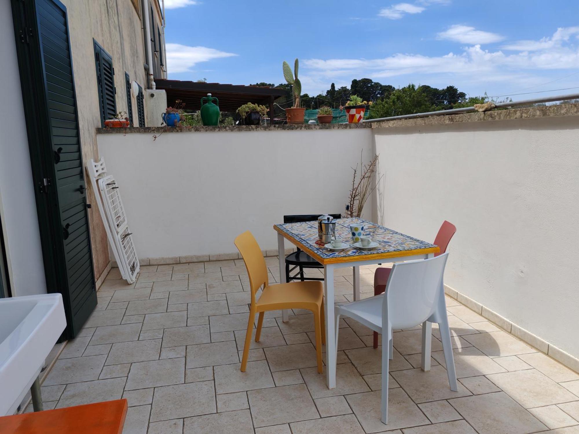 Versante Est Casamassella Exterior photo